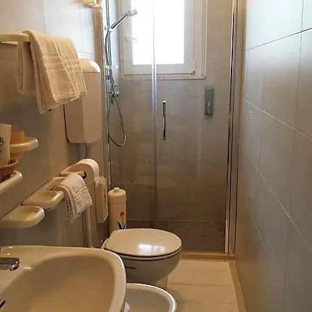 Hotel Katia 3*